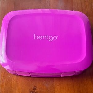Bentgo Pink Lunch Box